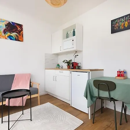 Elegant Flat Paris Cdg Expo