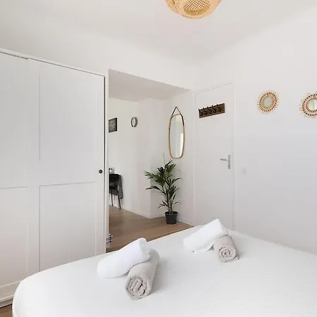Elegant Flat Paris Cdg Expo Apartment