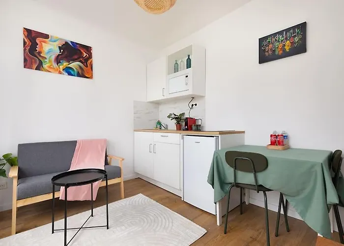 Elegant Flat Paris Cdg Expo